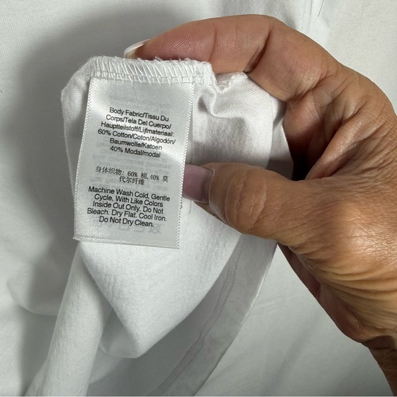 DKNY White Short Sleeve Shirt W/DKNY Logo In Silver Rhinestones, Size Large, NWT - Picture 10 of 16